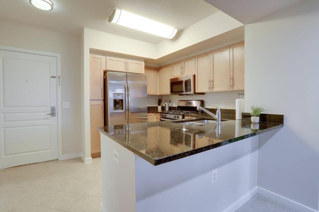 Bright And Cozy Apartment Near Pentagon City Arlington Exterior foto