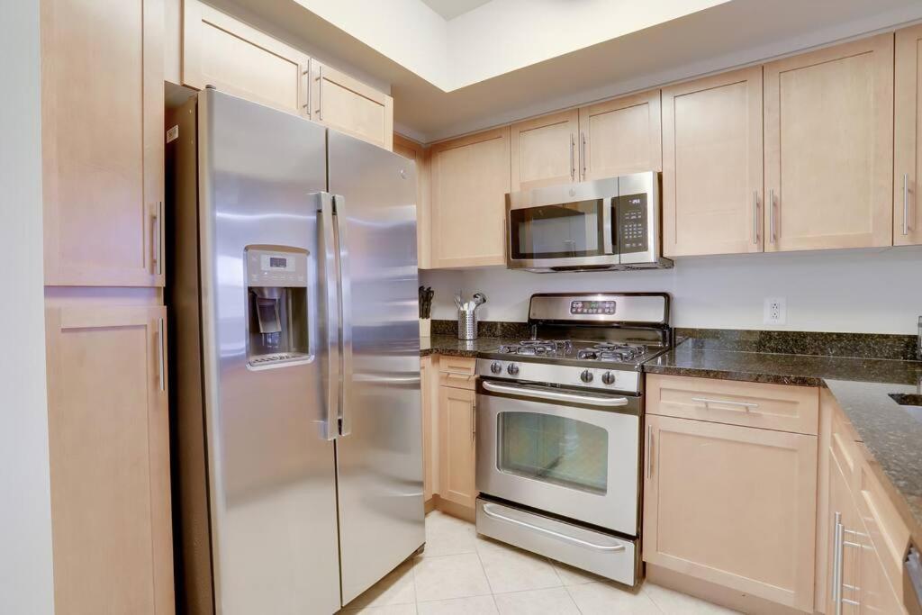 Bright And Cozy Apartment Near Pentagon City Arlington Exterior foto